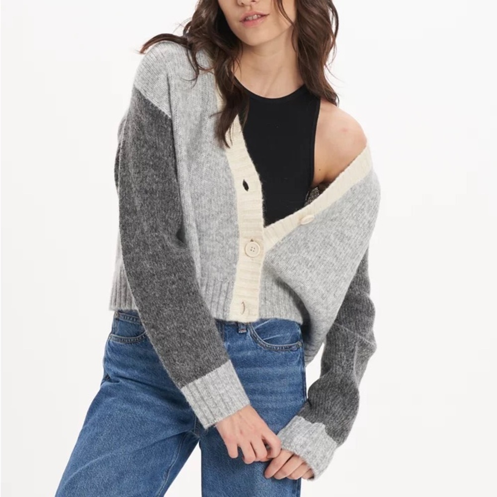 American Eagle AE Gray Colorblock Button Front Cropped Cardigan Sweater XXS